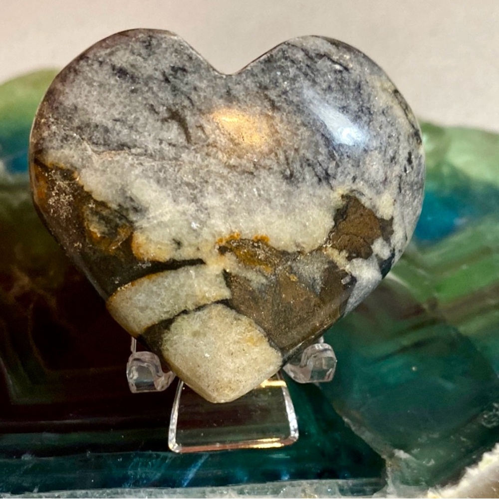 Ocean Jasper Heart-Shaped Crystal Stone